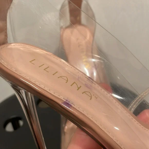 Clear Heels Size 10 - Picture 10 of 10